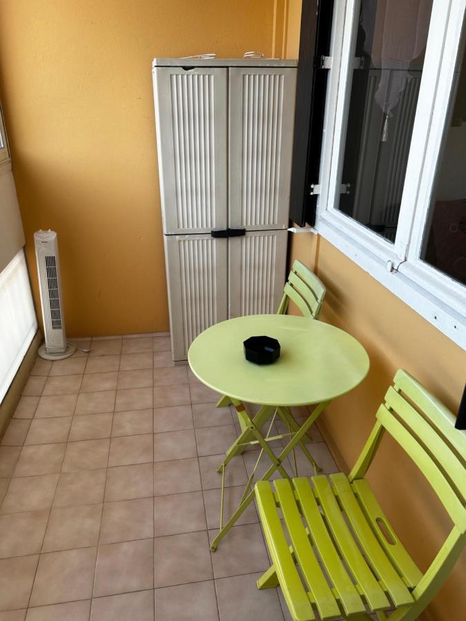 Studio Ideal Pour Cure Thermale Balaruc-les-Bains Exterior foto